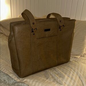 Reaction Kenneth Cole Tan Laptop Bag